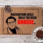 Zerbino Dott. Nowzaradan e Scritta "Raccontami delle tue ossa grosse"